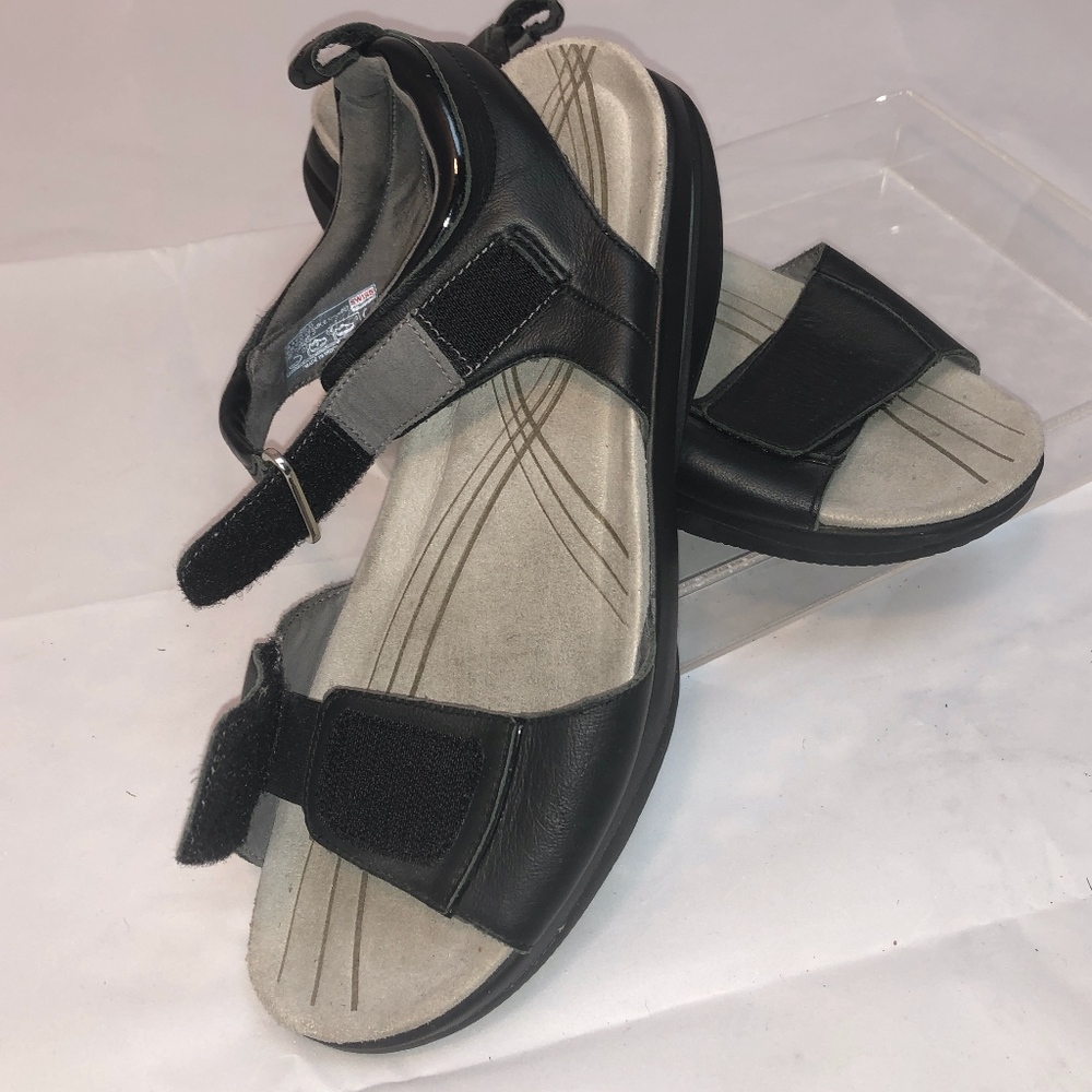 MBT Masai Sandals